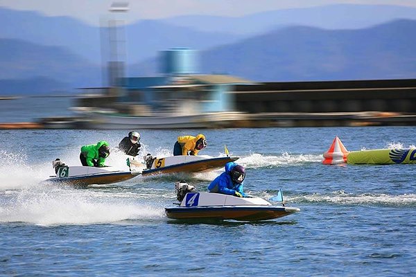 競艇（ボートレース）用語集！なんとなく聞いていた競艇用語の意味を再確認しましょう。競艇用語！競艇のコースについての用語の画像