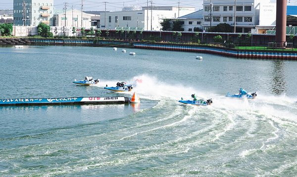 ボートレース 蒲郡競艇場のコース特徴を解説！初心者でもわかる予想のポイント【風と潮の特徴】